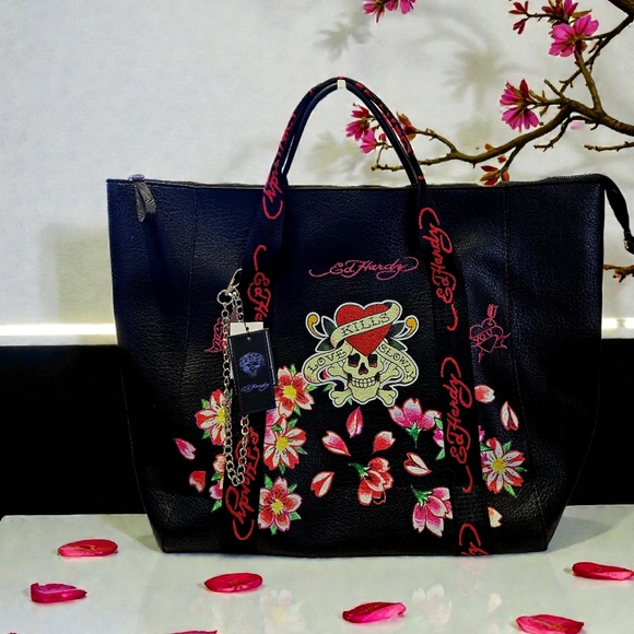 Ed Hardy Handbags - NEW Ed Hardy Black Floral Love Kills Slowly Skull Tattoo Tote With Bag Charm NWT